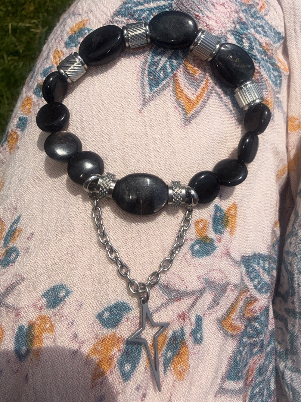 HyperSthene Bougie Star Charm Stretch Bracelet Stainless Accents